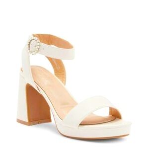 Ivory block heel Sandals with ankle strap